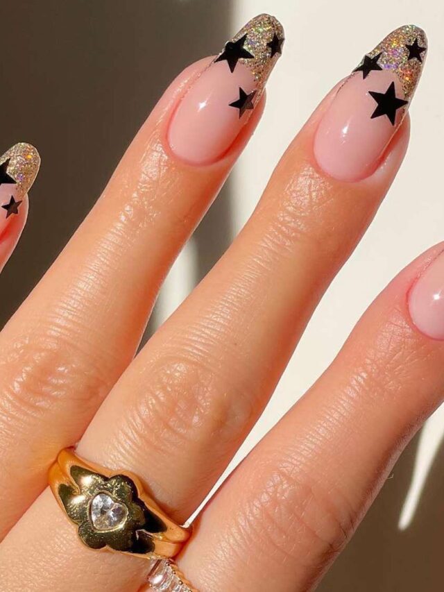 How to Get the Star Nails Trend 2024